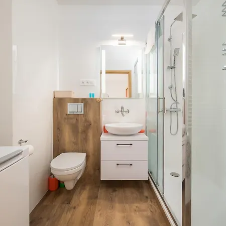 Ochota Harmony Apartment *
